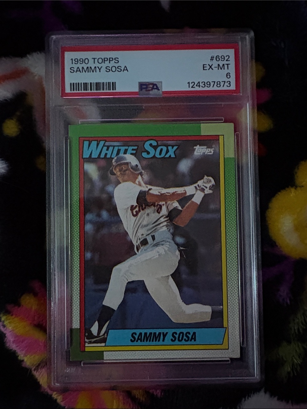 Topps Sammy Sosa Baseball Card with Blue and Green Accents. EX-MT6 OBO.